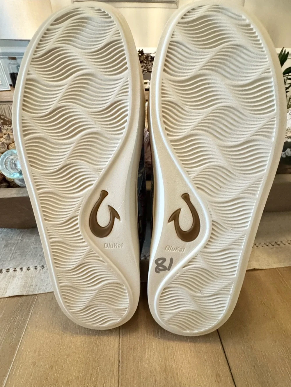 Kahala x OluKai Tradewinds Sneakers, Ocean Spray/Pa'i, NWT, Men’s Size 11.5/44.5